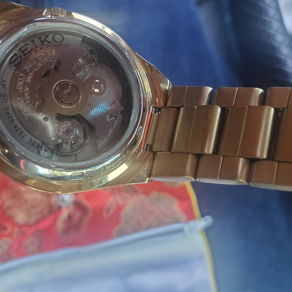 seiko watch